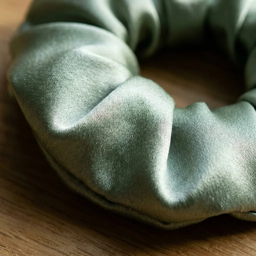 22-Momme Mulberry Silk Scrunchies Set (3-Pack) - Gentle Hair Care